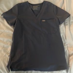 Women’s figs one pocket scrub top in space navy